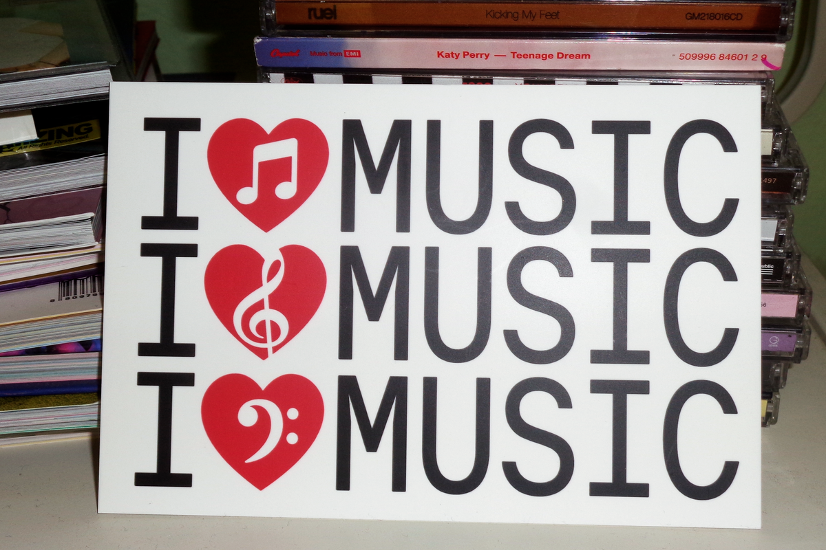 "I <3 Music" Postcard
